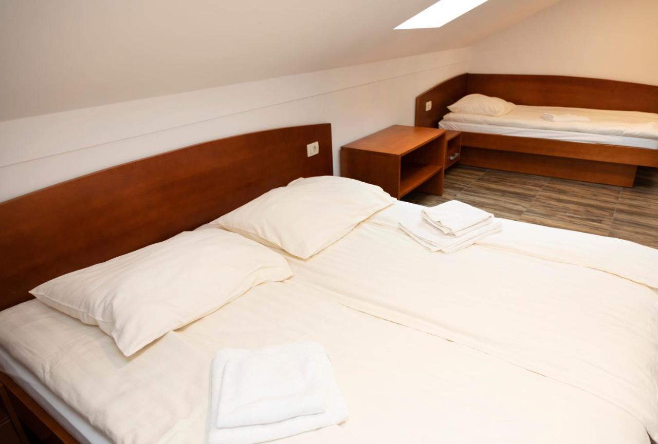 Hotel Gostinstvo Tomex Ilirska Bistrica Exterior foto